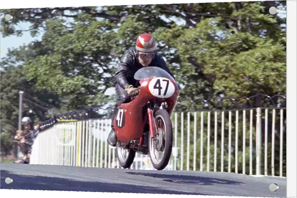 Frank Norris (MV) 1965 Ultra Lightweight TT