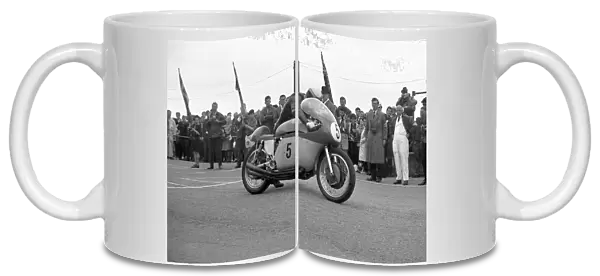 Mike Hailwood starts the 1963 Senior TT