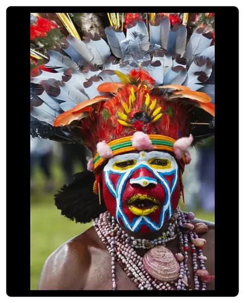 Roika Waria Sing-sing group from Hagen at the Hagen Show in Western Highlands P{apua New Guinea