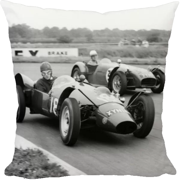 Yimkin driven by Don Sim with Lotus 7 series 1 of Peter Warr. Silverstone 17  /  9  /  1960