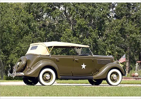 Ford V8 Deluxe Phaeton (Army generals car) 1935 Khaki