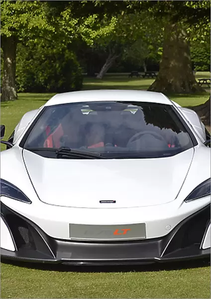 McLaren 675LT 2015 White