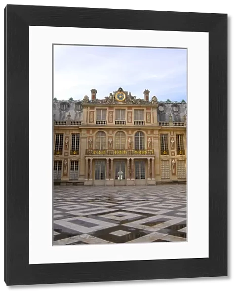 03. France, Versailles marble courtyard