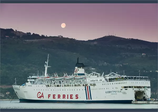 GREECE-Northeastern Aegean Islands-SAMOS-Vathy (Samos Town): Greek Island Ferry with