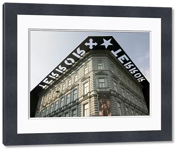 HUNGARY-Budapest: Pest- House of Terror  /  Human Rights Museum at former headquarters