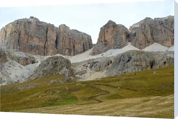 04. Italy, Dolomites, Pordoi Pass, view of observatory and trails