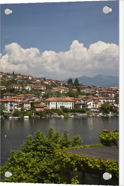 ITALY, Como Province, Ossuccio. Lakeside town view