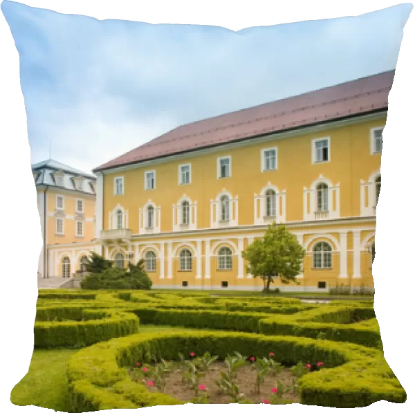 SLOVENIA-Stajerska-Rogaska Slatina: Spa Hotels - Zdraviliski Trg (Health Resort