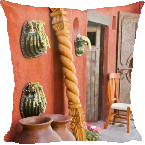 North America, Mexico, Guanajuato state, San Miguel de Allende. A display of pots