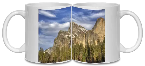 CA, Yosemite NP, Bridalveil Fall