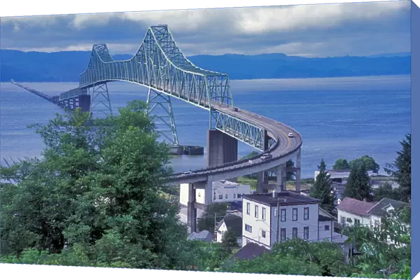 Astoria-Megler truss bridge spanning the the Columbia River between Astoria, Oregon
