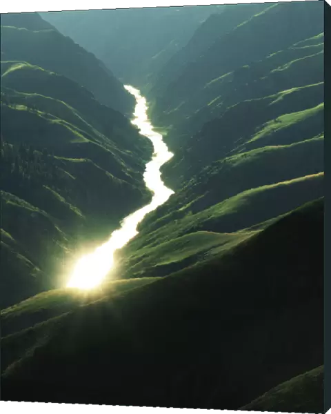 USA, Idaho, Salmon River, Sunlight reflects off the river