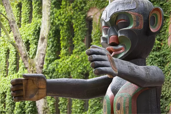 WA, Seattle, Spirit of Kwakiutl totem at Occidental Park