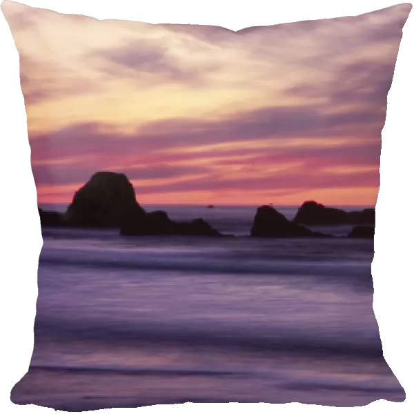 Rialto Beach Sunset, Olympic National Park, Washington, US