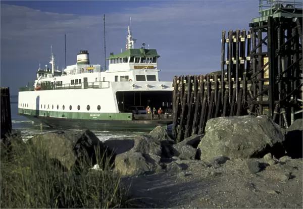 NA, USA, Washington, Whidbey Island Washington state ferry Klickitat'