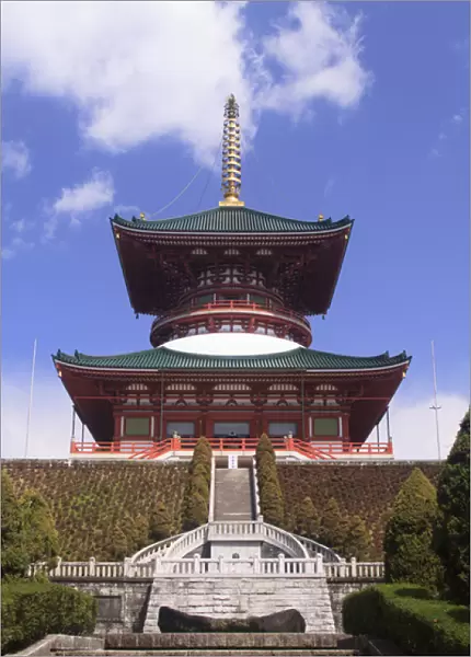 Narita Jinja (Shrine) is a large Shinto shrine in the heart of Narita CIty, Japan