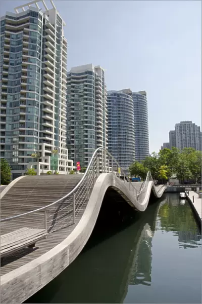 Canada, Ontario, Toronto. Waterfront marina, Wave Deck surrounded by typical lake