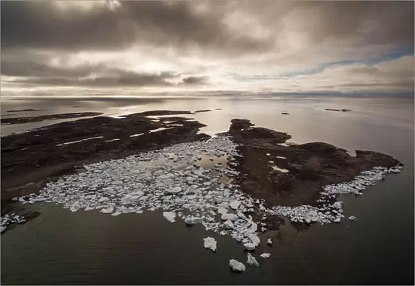 Canada, Nunavut Territory, Repulse Bay, Aerial view of grounded icebergs on Harbour