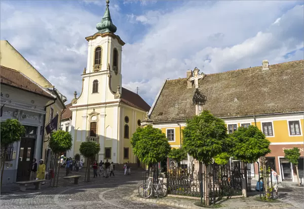 Szentendre near Budapest. Main Square (foe ter) with plague Column and the Blagovescenska church