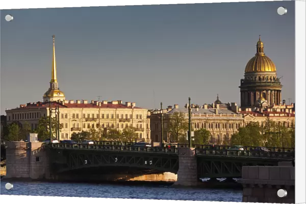 Russia, Saint Petersburg, Center, Admiralty and Saint Isaac Cathedral, from the Neva