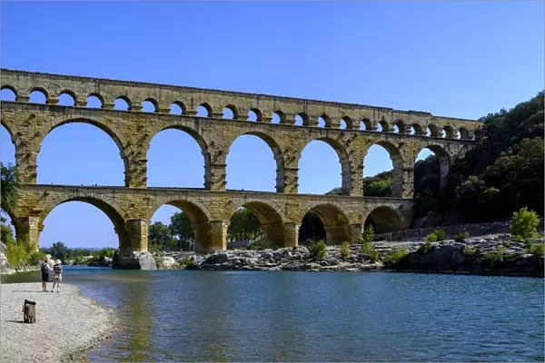 France, Nimes, Pont du Gard, aqueduct
