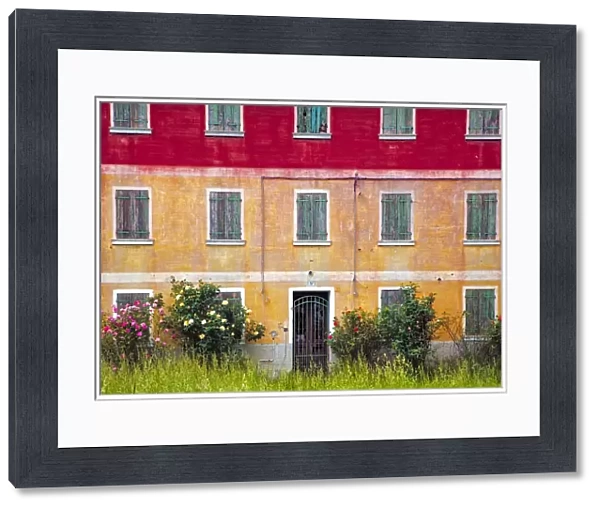 Europe, Italy, Veneto. Colorful farmhouse exterior