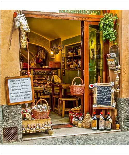 Italy, San Gimignano store