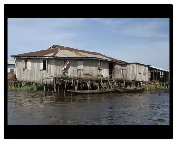 Africa, Benin, Ganvie. typical Tofinu village home on stilts over the waters of Lake Nokoue