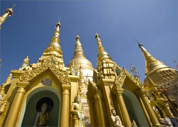 Shwedagon Pagoda (Paya), large temple site that materialized over 2500 years ago