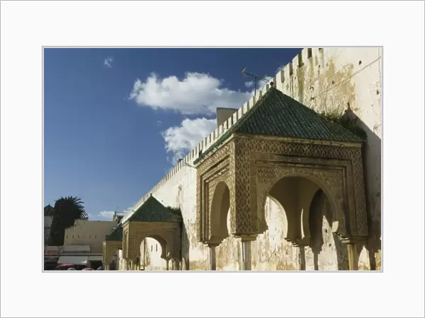 MOROCCO, Meknes: Place el, Hedim  /  Main Town Square  /  Medina Wall detail