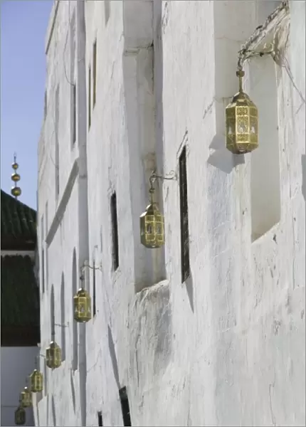 MOROCCO-Moulay-Idriss: Detail of the Mausoleum of Moulay Idriss, Saint and founder