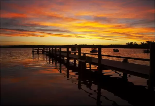 Australia, New South Wales, Shoalhaven, Sunset over Jetty, St Georges Basin