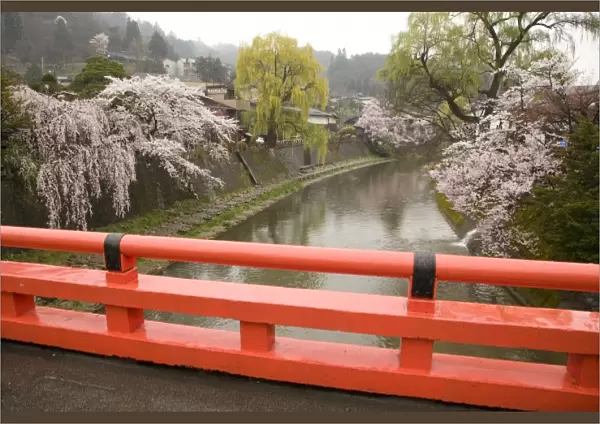 Japan, Gifu prefecture, Takayama (also known as Hida-Takayama), red Nakabashi Bridge