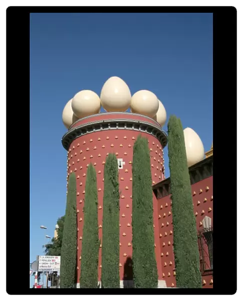 Dali Museum, Galata tower, Catalonia. Spain