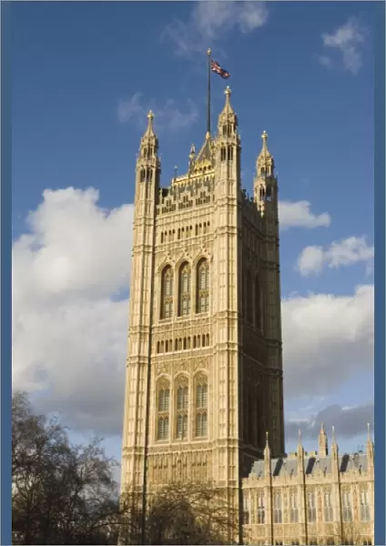 ENGLAND, London: Westminster, Houses of Parliament  /  Victoria Tower