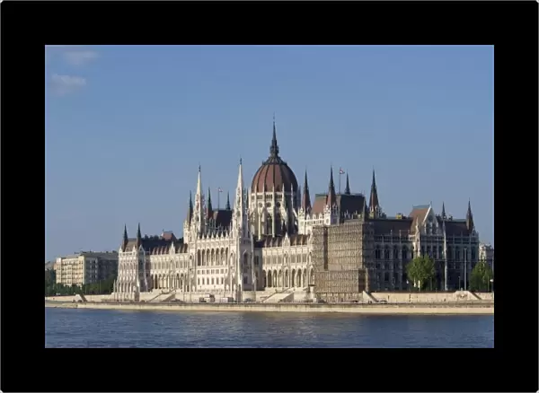 Europe, Hungary, Budapest, Pest, Parliament building, Danube River