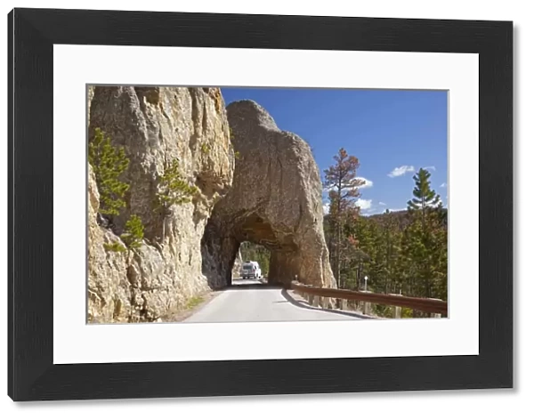 SD, Custer State Park, Needles Highway, narrow tunnel, Tunnel 4