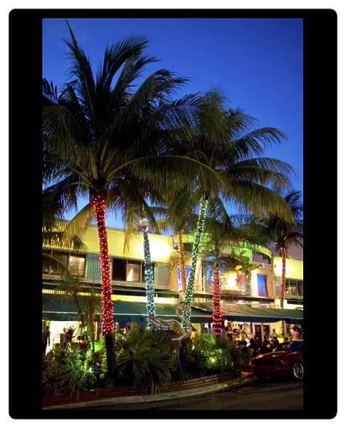 Nightlife on Ocean Drive, South Beach, Miami Beach, Florida, USA