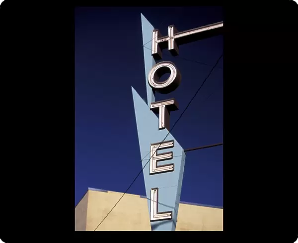 USA, Montana, Livingstone. Hotel neon sign