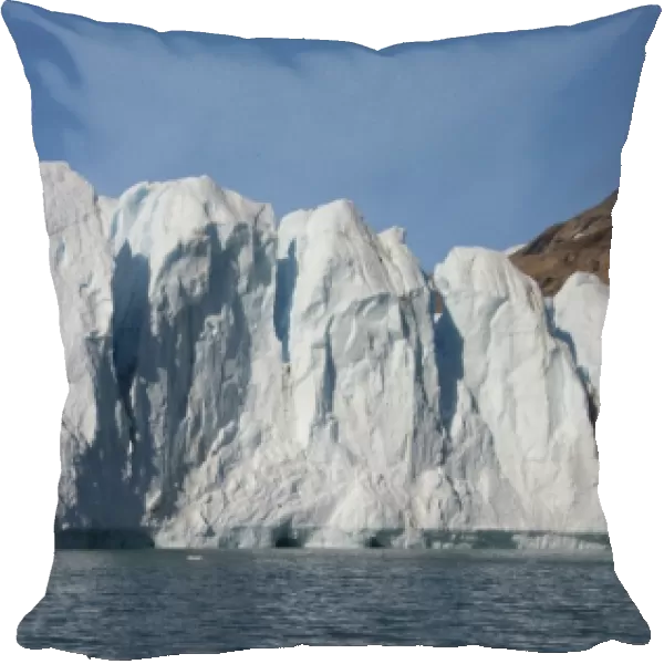 Greenland, Southeast coast, Skjoldungen Fjord. Thryms Glacier