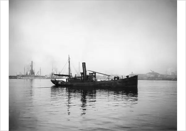 WORLD WAR I: BRITISH SHIP. A small British ship photographed during World War I
