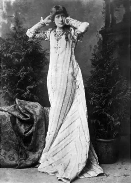 ELLEN TERRY (1847-1928). English actress