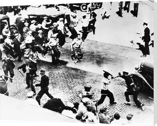 Truck drivers attacking the Minneapolis police during the Teamsters Strike of May 1934