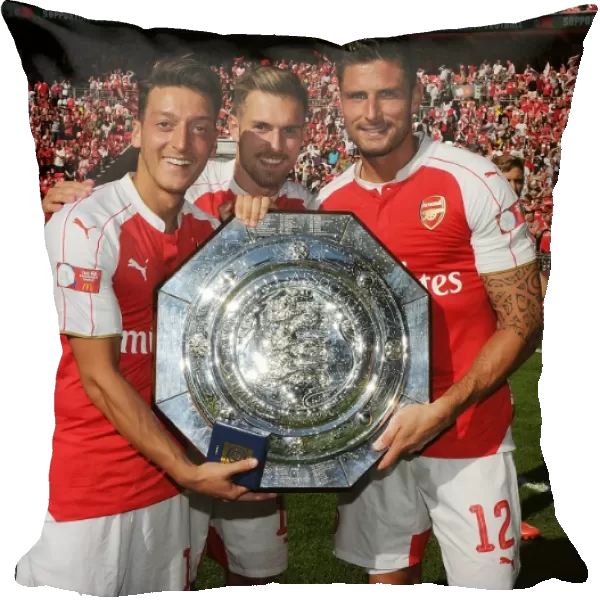 Arsenal Triumph in Community Shield: Ozil, Ramsey, Giroud Celebrate Victory over Chelsea