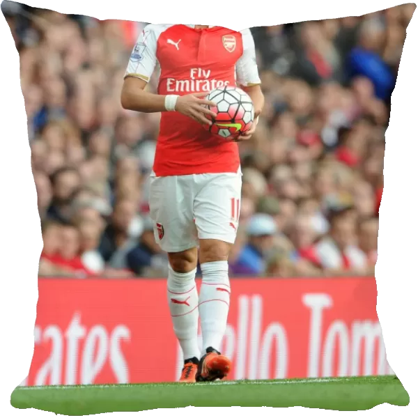Mesut Ozil in Action: Arsenal vs Manchester United, Premier League 2015 / 16
