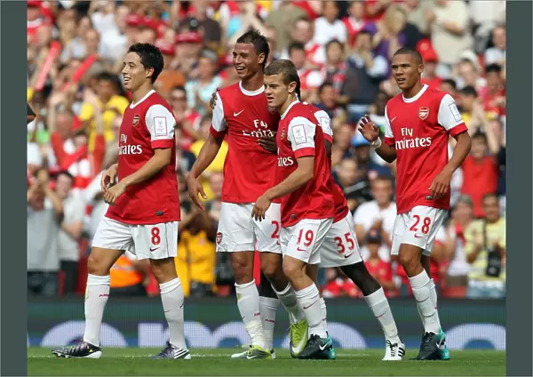 Chamakh's Thrilling Goal: Arsenal vs AC Milan, Emirates Cup 2010