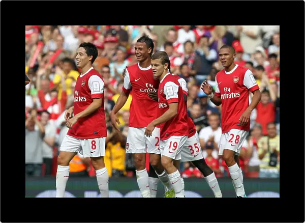 Chamakh's Thrilling Goal: Arsenal vs AC Milan, Emirates Cup 2010