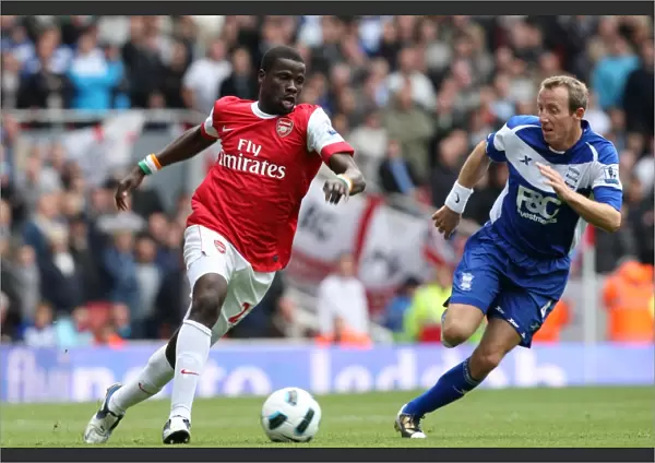 Emmanuel Eboue vs. Lee Bowyer: Arsenal's Win Against Birmingham City (2:1), Barclays Premier League, October 16, 2010