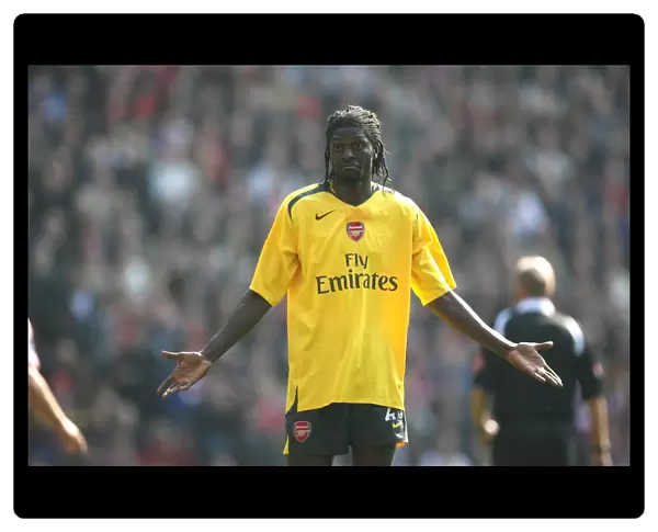 Adebayor's Disappointing Day: Liverpool's 4-1 Victory Over Arsenal in the Barclays Premiership, 2007