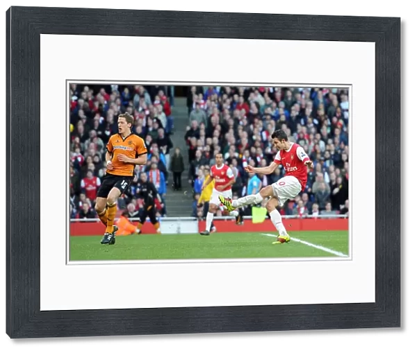 Robin van Persie's Pressured Strike: Arsenal's Decisive Goal (2-0) vs. Wolverhampton Wanderers (2011)